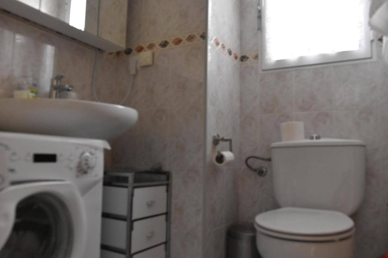 Apartamento Casa Alexandra Les Deveses Exterior foto